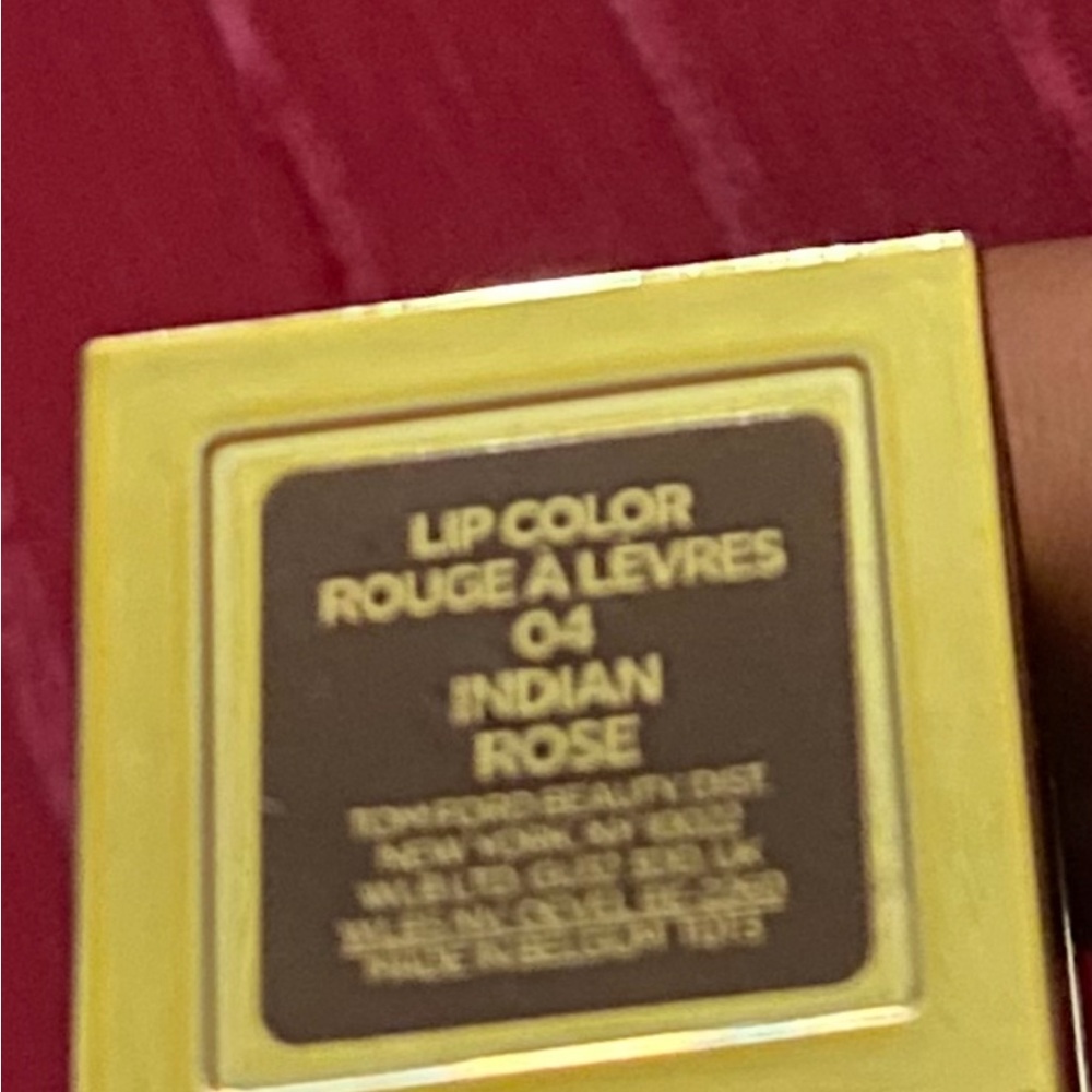Tom ford lipstick -Discontinued 04 Indian rose - Picture 4 of 7